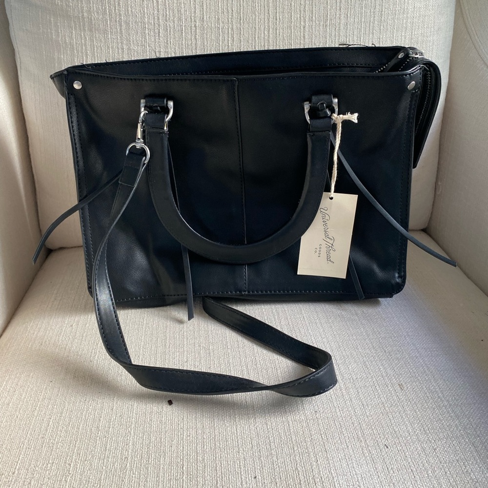 Universal Thread Shoulder/Handbag NWT
